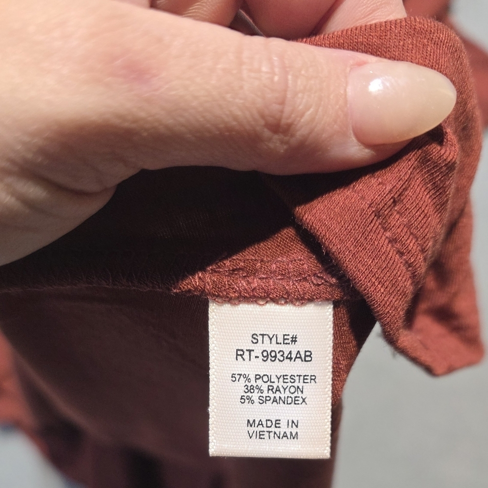 Zenana New In Poly Bag Rust Short Sleeve Women's Top Large PTP 24 - Picture 4 of 5